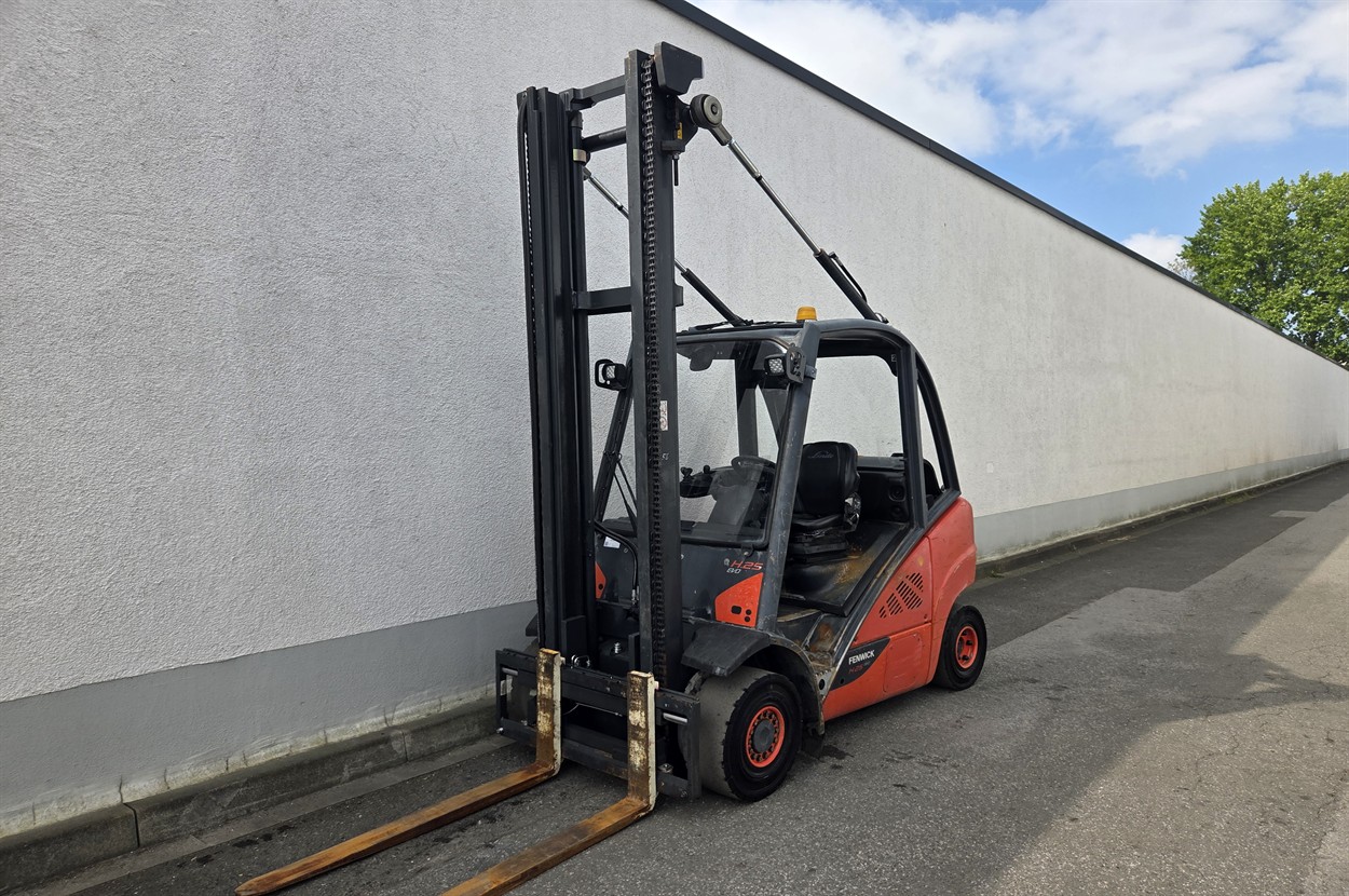 Linde H25T-02