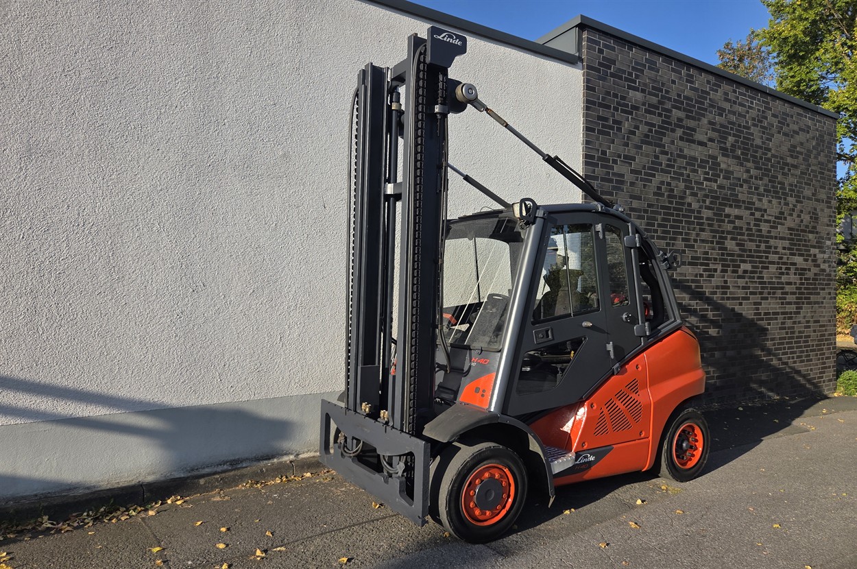 Linde H40T-02