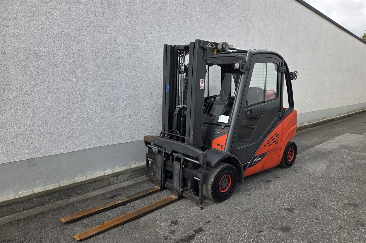 Linde H25T-02